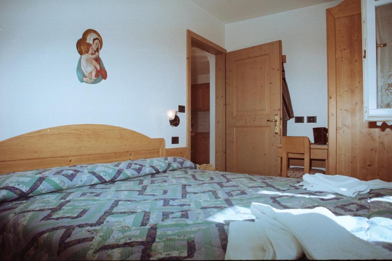 Residence Holiday Pozza di Fassa Exterior foto