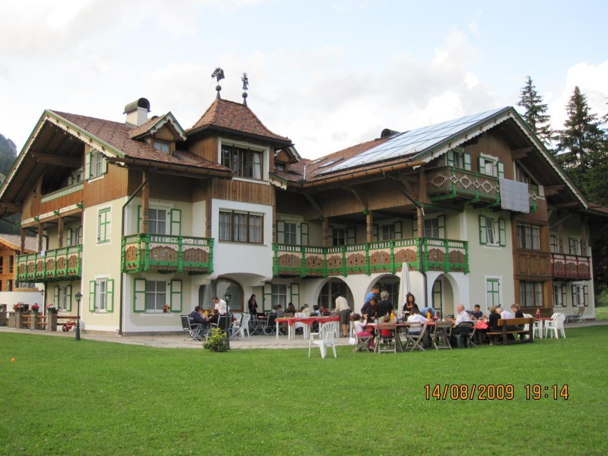 Residence Holiday Pozza di Fassa Exterior foto